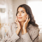 Skin Aging: 8 Daily Habits That Can Help Your Skin Look Younger Naturally