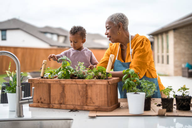 You are currently viewing 10 Simple Things Grandparents Do That Mean So Much to Their Grandkids