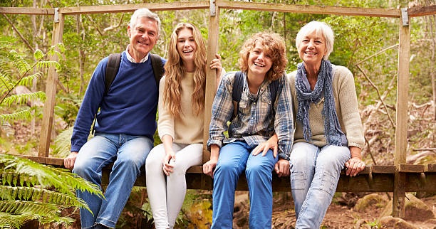 You are currently viewing 8 Fun Activities That Make Grandkids Love Spending Time With Their Grandparents