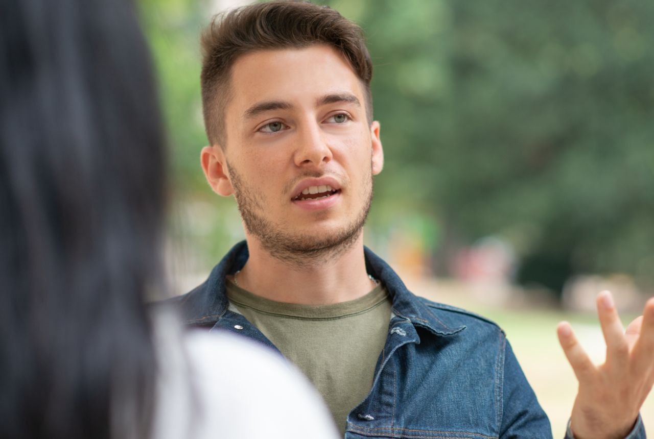 You are currently viewing 10 Clever Phrases to Put a Manipulator Back in Their Place