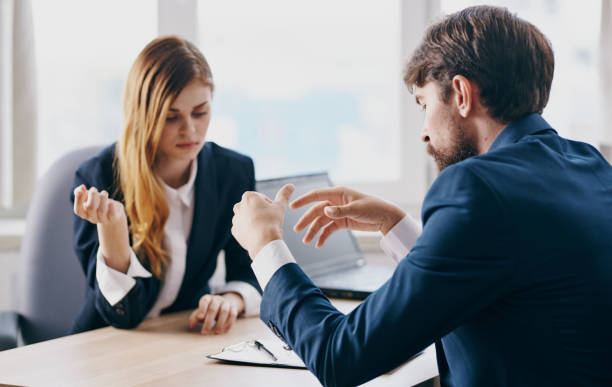 You are currently viewing 10 Phrases Classy People Use to Disagree Without Causing Drama, According to Psychology
