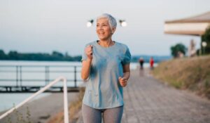 Read more about the article 9 Behaviors That Keep People Over 70 Youthful, Sharp, and Full of Life, According to Psychology