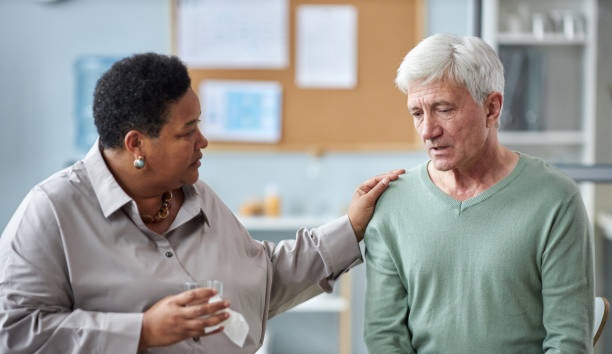 You are currently viewing 9 Quiet Changes in Your 70s That Families Often Miss Until It Becomes Serious Problem
