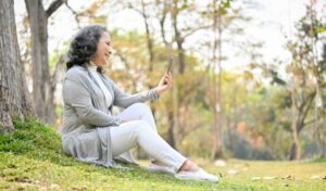 Read more about the article 9 Signs You’ve Lived a Truly Full Life by 60 Even If You Never Felt “Successful”