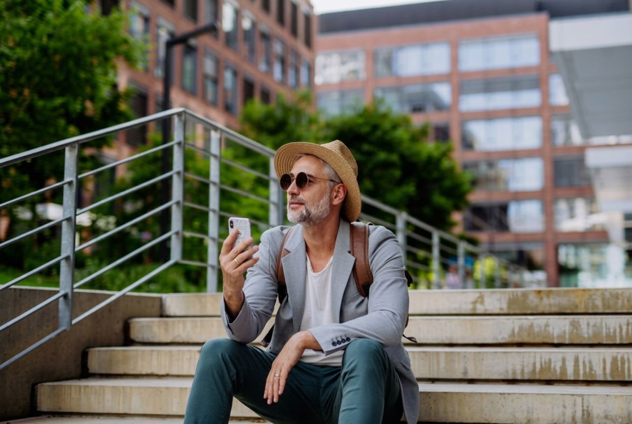 You are currently viewing The Secret to a Happy Retirement: 8 Lessons from People Who Got It Right