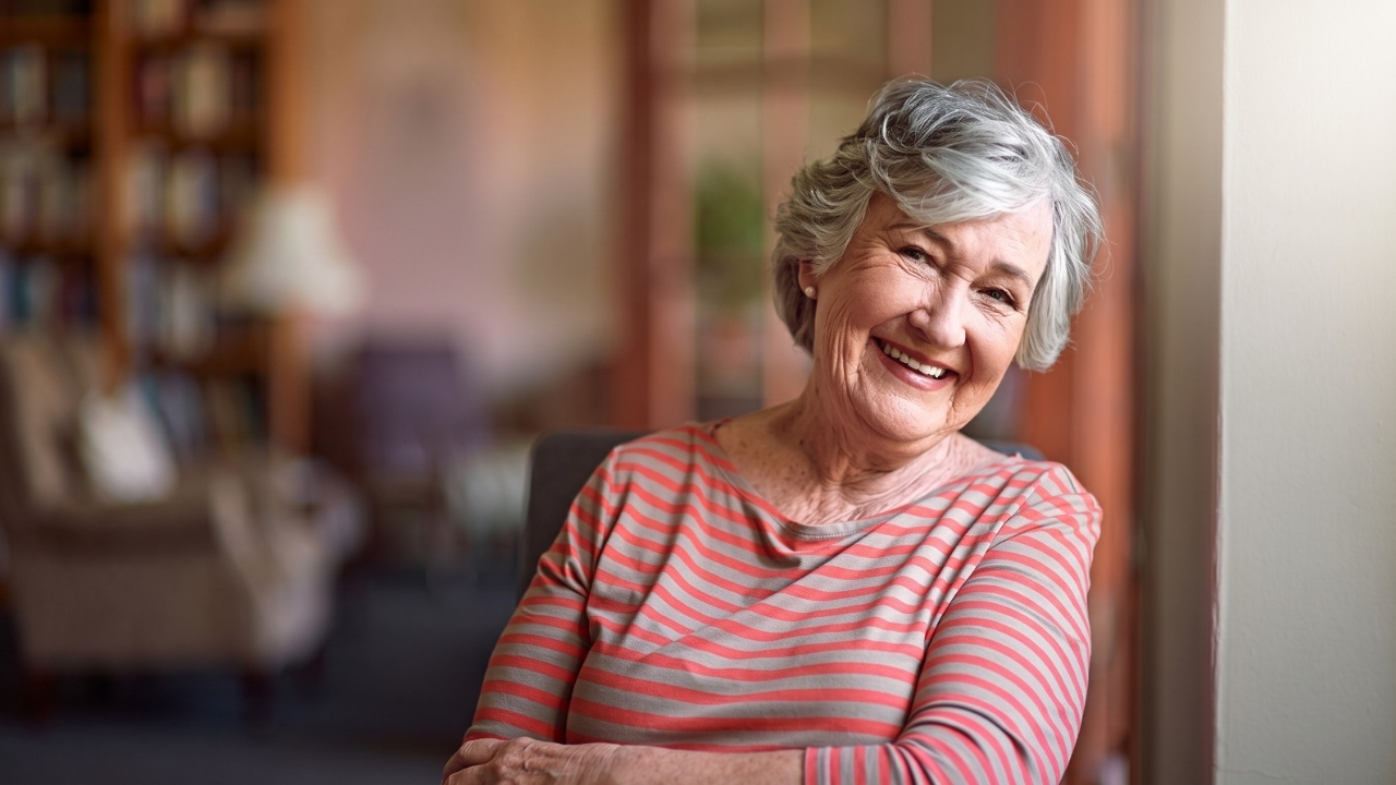You are currently viewing Living Alone After 70: 6 Essential Tips for a Happy, Healthy, and Independent Life